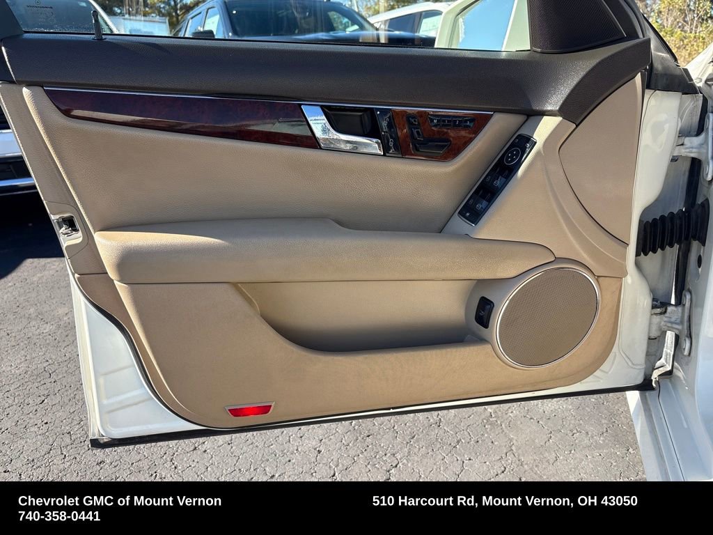 Used 2011 Mercedes-Benz C 300 4MATIC Sedan image 11
