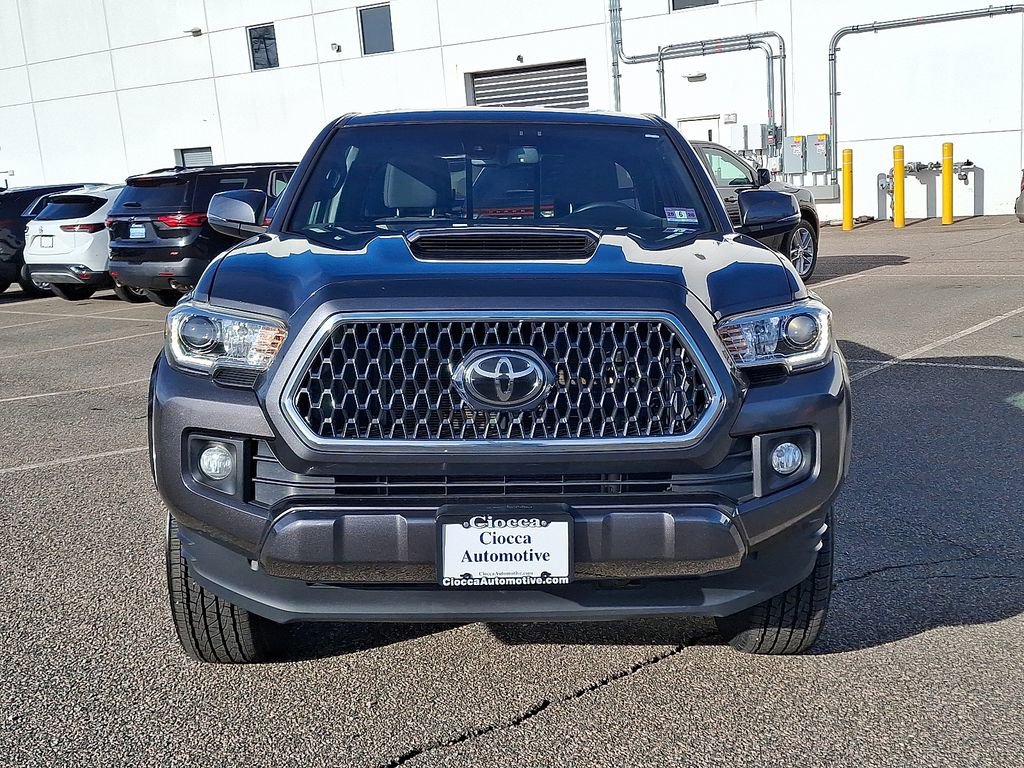 Used 2019 Toyota Tacoma TRD Sport image 5