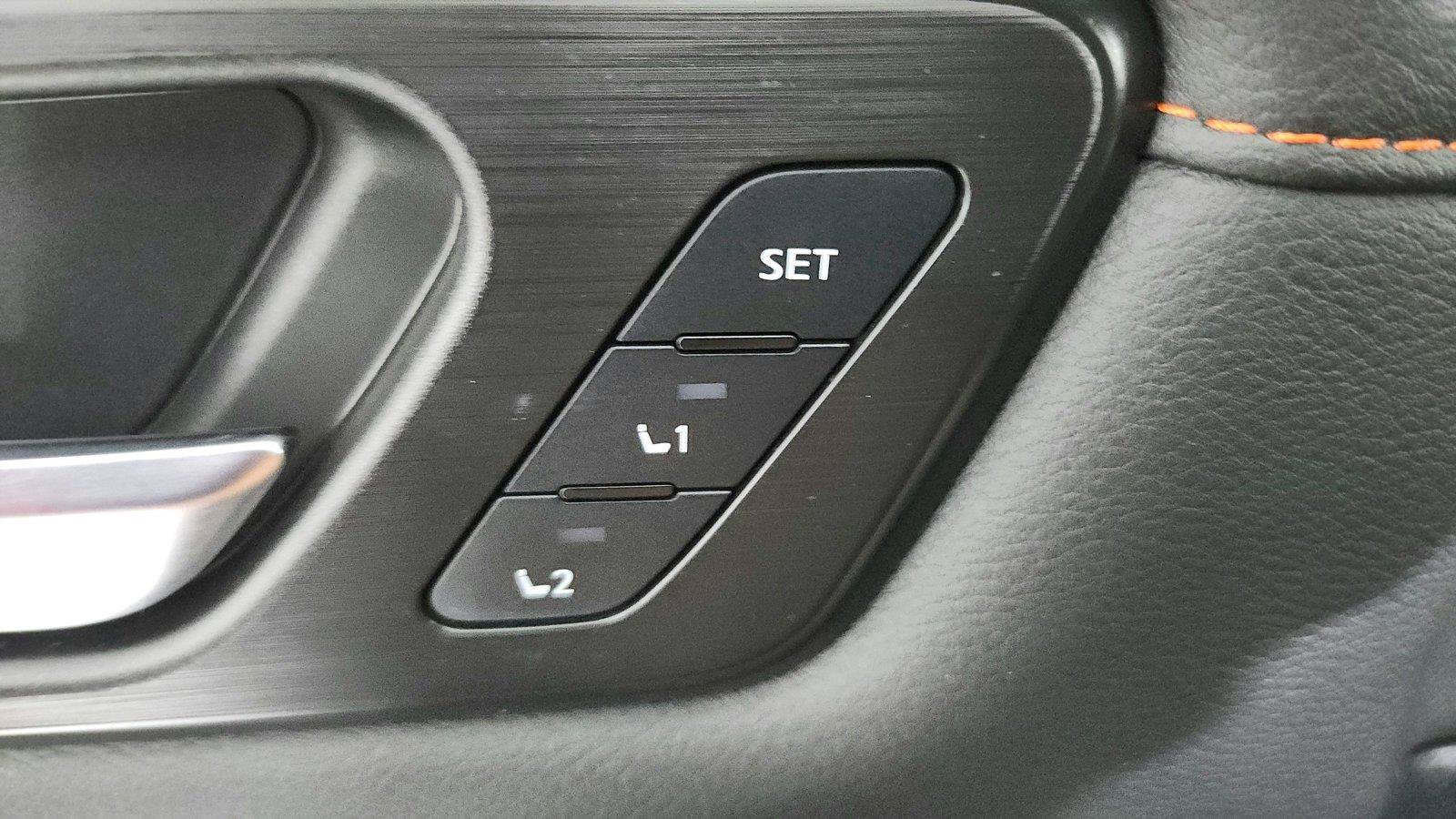 Certified 2025 Nissan Armada PRO-4X AWD/4WD image 20