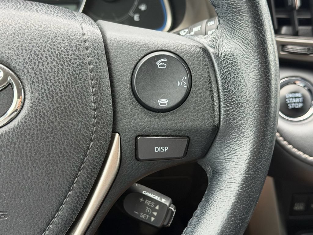 Used 2015 Toyota RAV4 Limited w/ Technology Package AWD/4WD image 23