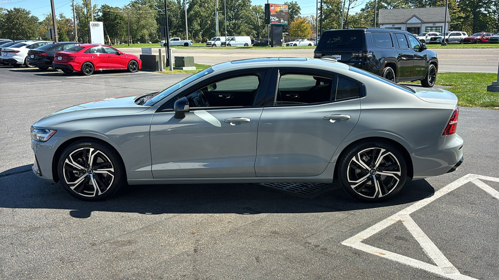 Certified 2024 Volvo S60 B5 Core w/ Climate Package FWD image 3