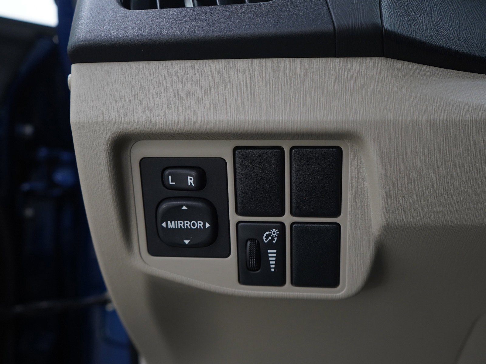 Used 2011 Toyota Prius Two image 20