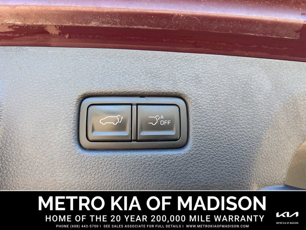 Used 2023 Kia Carnival SX Prestige image 51
