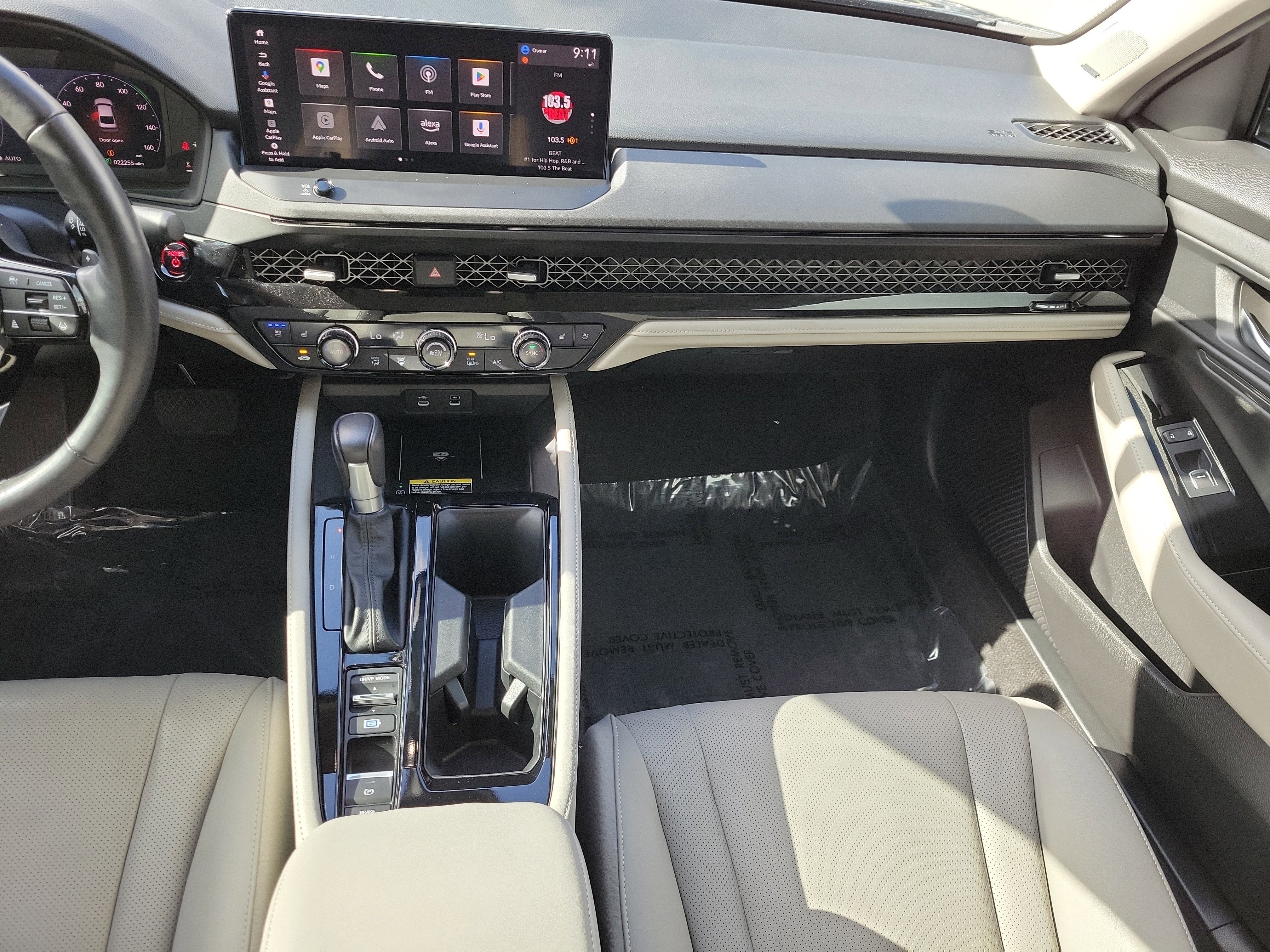 Used 2025 Honda Accord Touring image 10