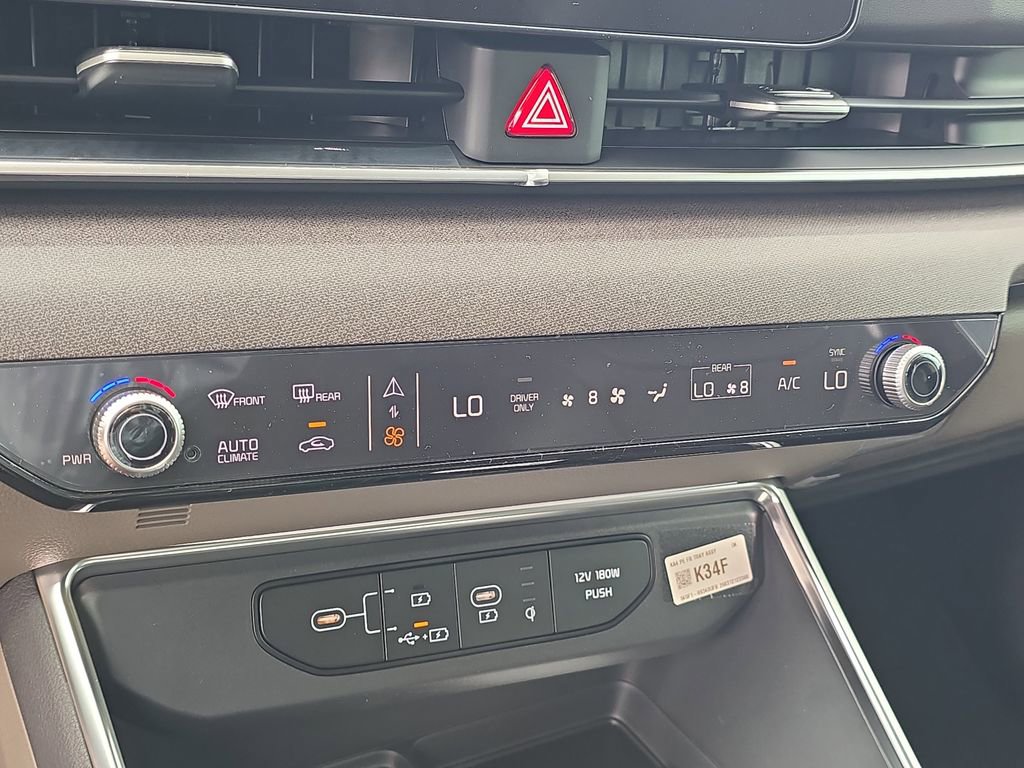 New 2026 Kia Carnival EX FWD image 27