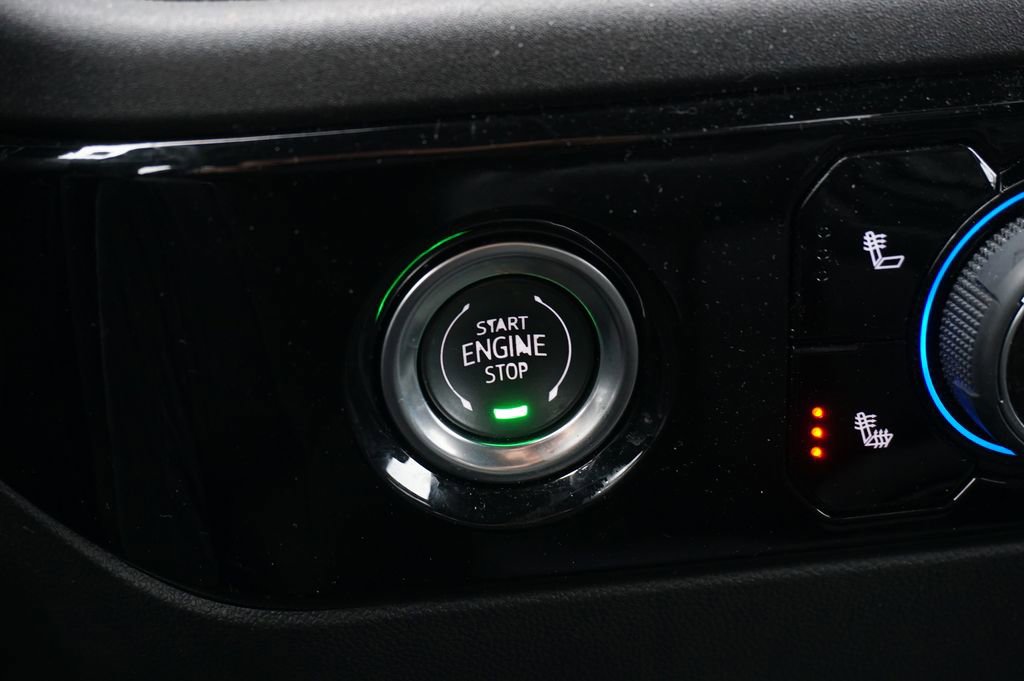Used 2024 Chevrolet Silverado 1500 LT image 14