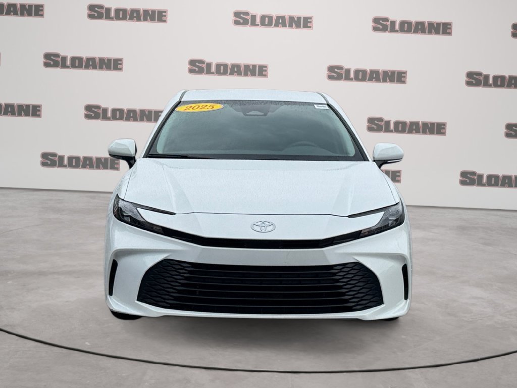 Used 2025 Toyota Camry LE FWD image 8