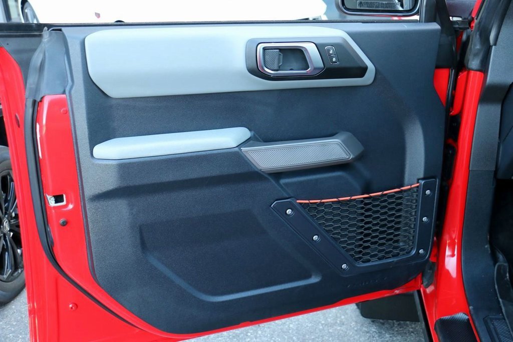 Used 2022 Ford Bronco Badlands image 19