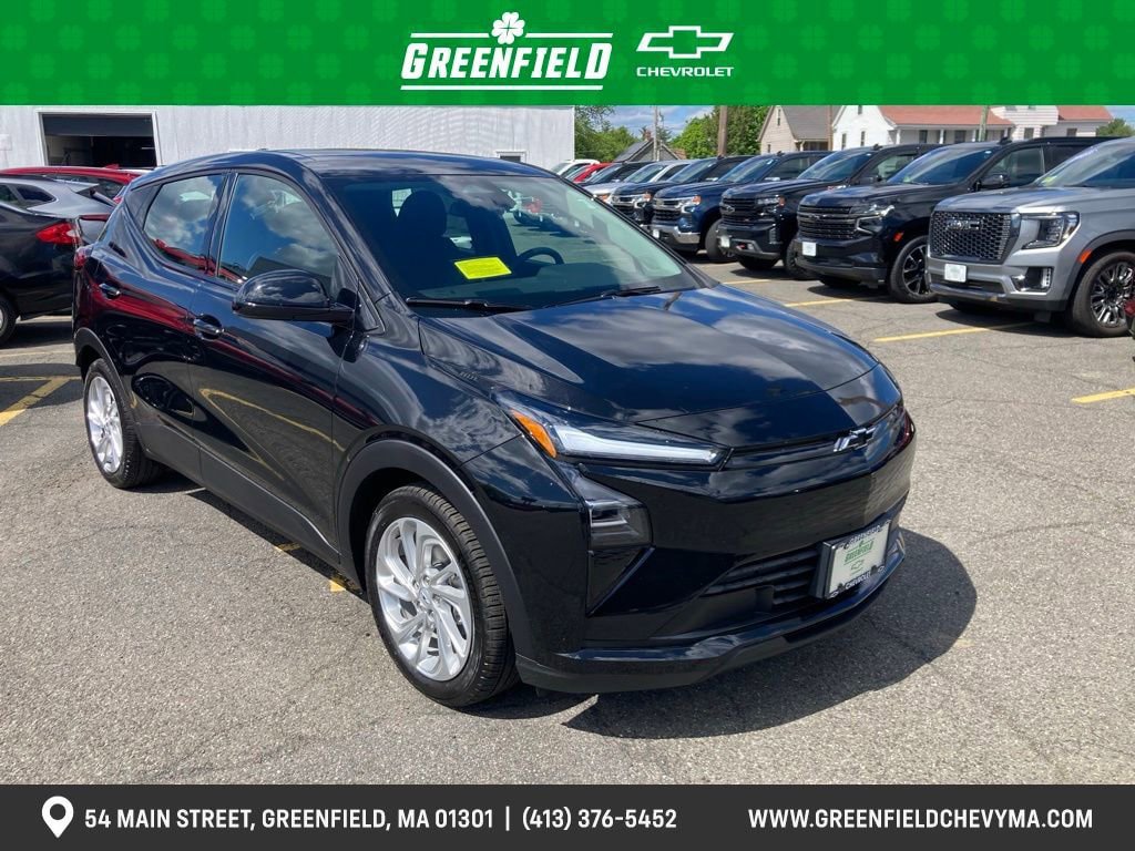 New 2027 Chevrolet Bolt LT w/ Comfort Package FWD image 1