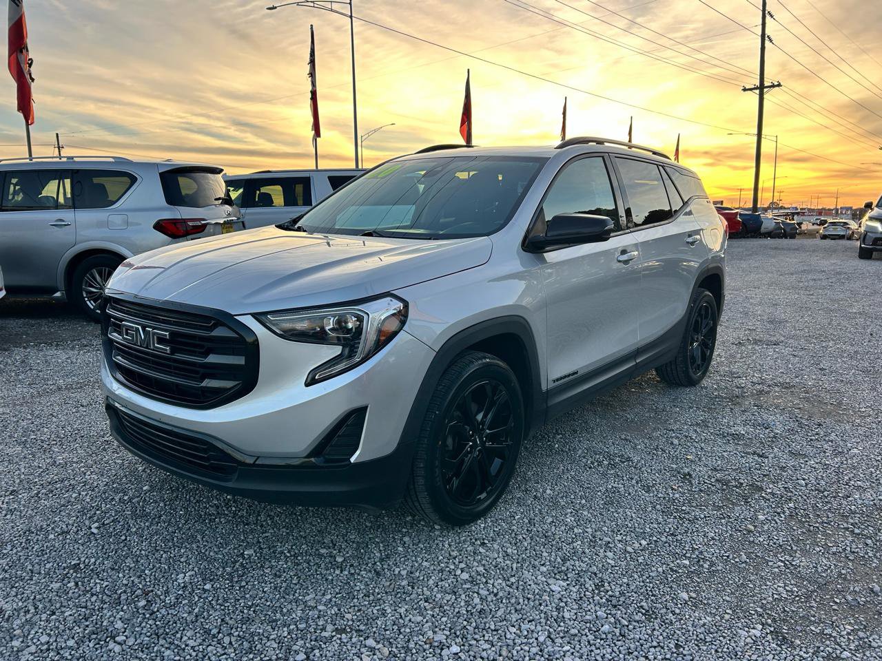 Used 2020 GMC Terrain SLE w/ Driver Convenience Package AWD/4WD image 18