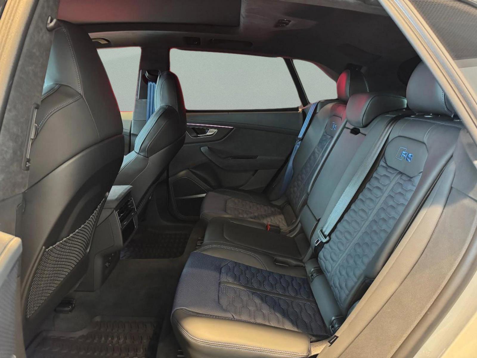 New 2026 Audi RS Q8 performance image 9