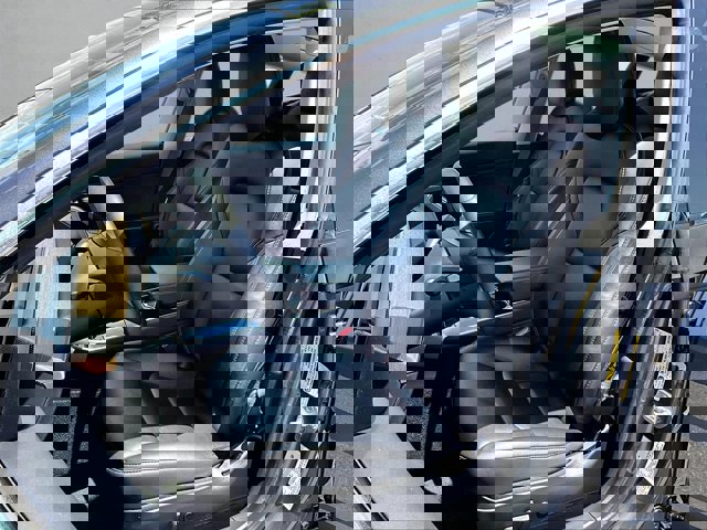 Used 2020 Tesla Model 3 Standard Range Plus image 24