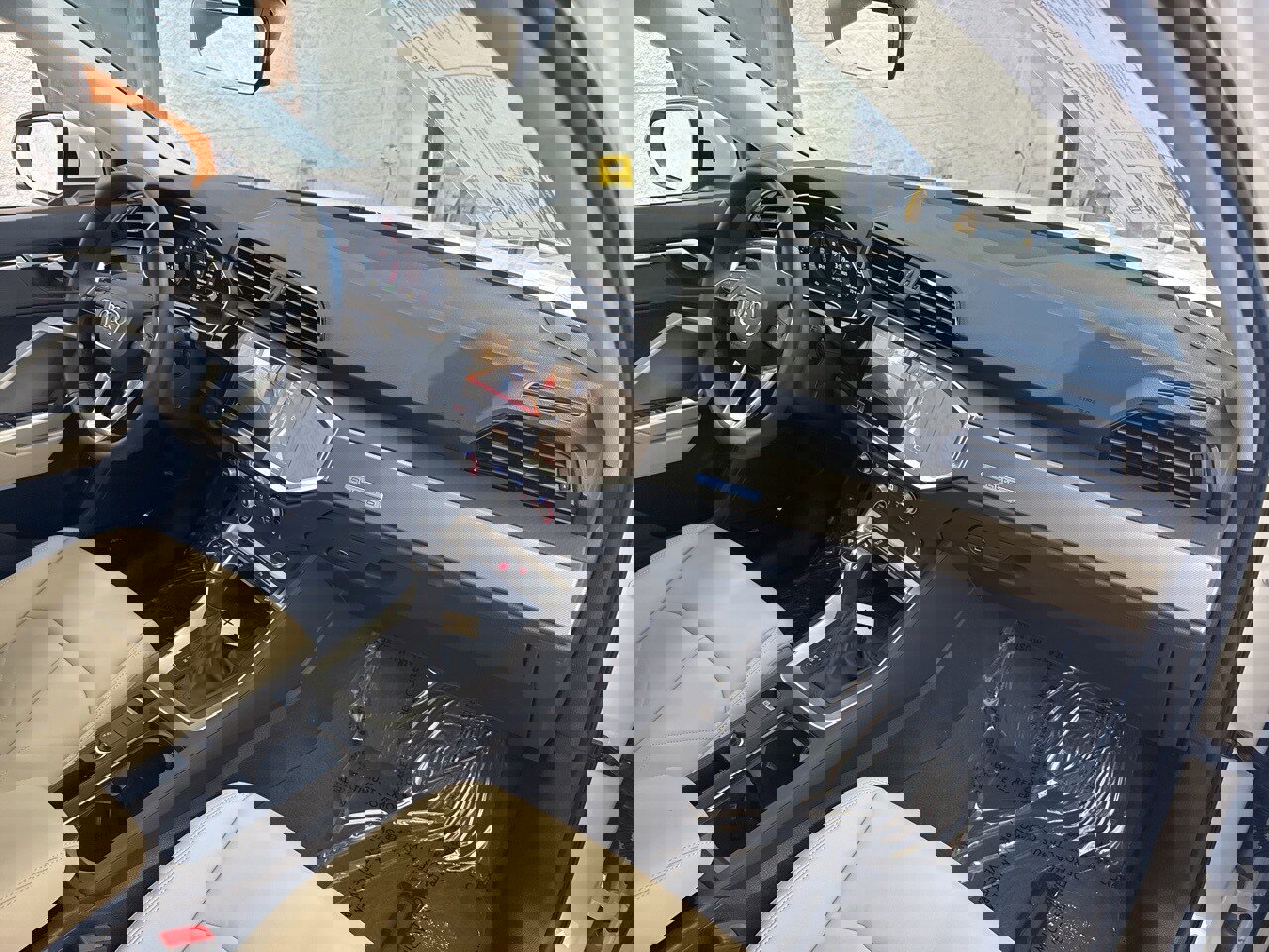 New 2025 Audi Q3 2.0T Premium Plus image 57