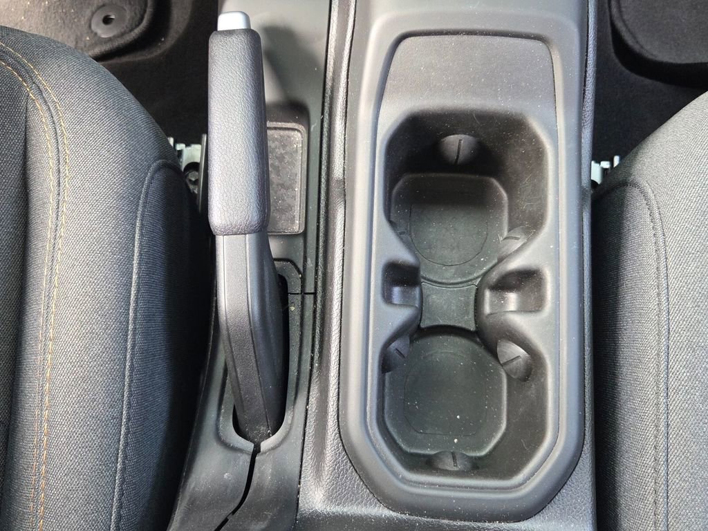 Used 2025 Jeep Wrangler Unlimited Sahara image 18