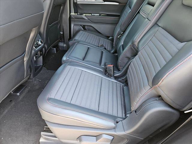 New 2025 Ford Explorer ST-Line RWD image 16