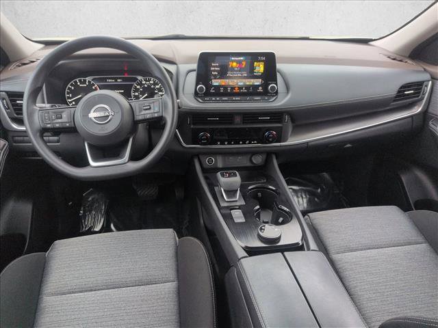 Used 2023 Nissan Rogue SV image 18