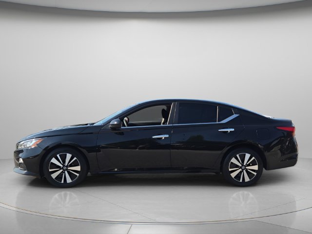 Used 2021 Nissan Altima 2.5 SV FWD image 3