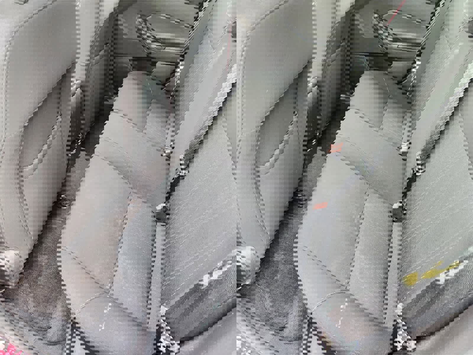 Used 2015 Ford Focus SE image 25