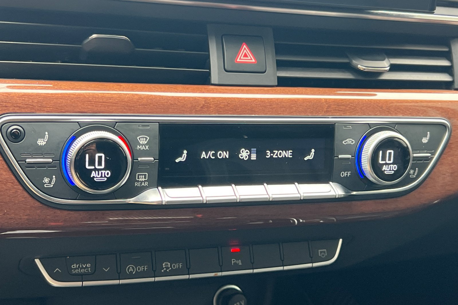 Used 2021 Audi A4 2.0T Premium Plus w/ Premium Plus Package AWD/4WD image 19