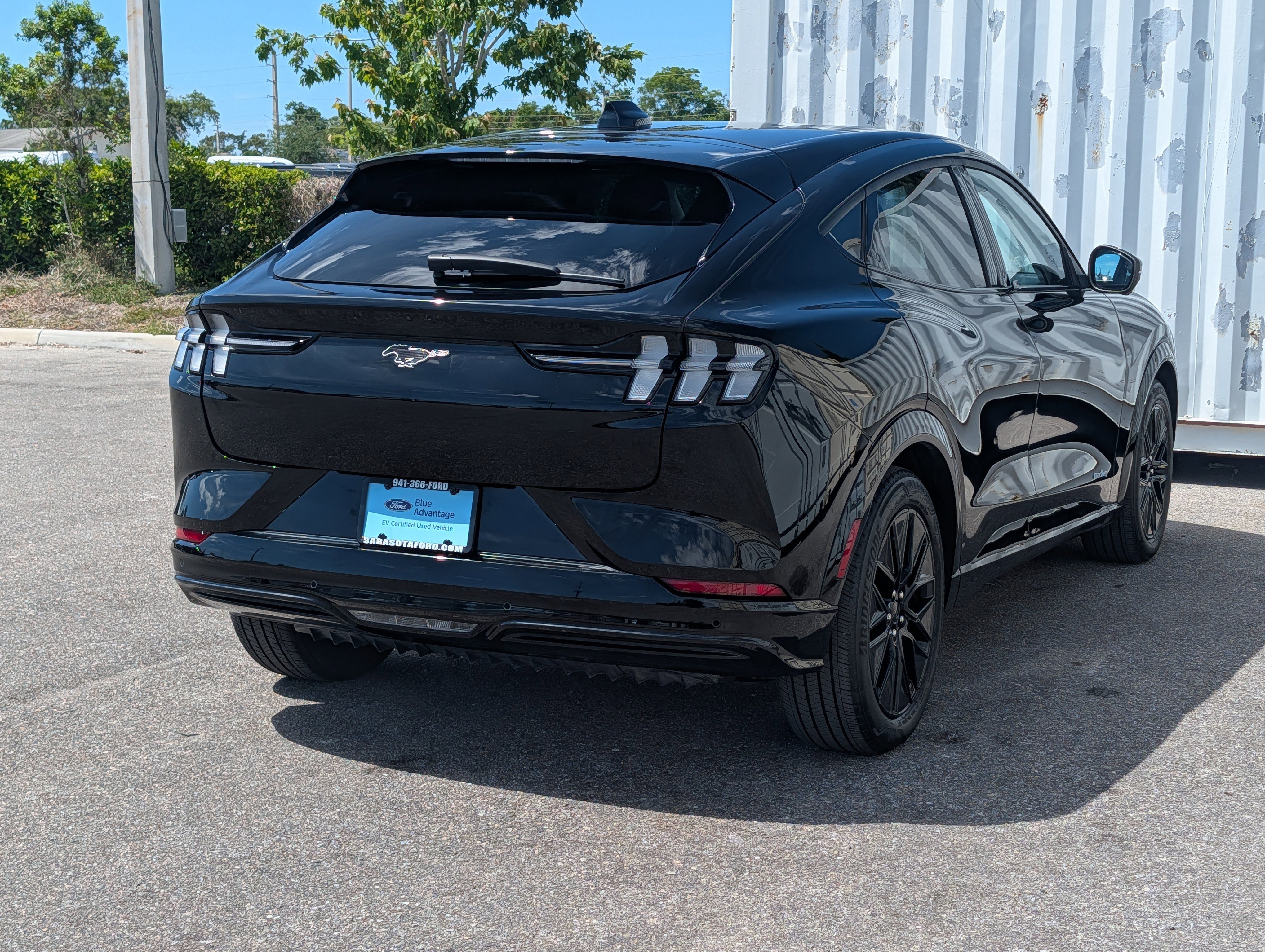 Used 2025 Ford Mustang Mach-E Premium w/ Sport Appearance Package image 4