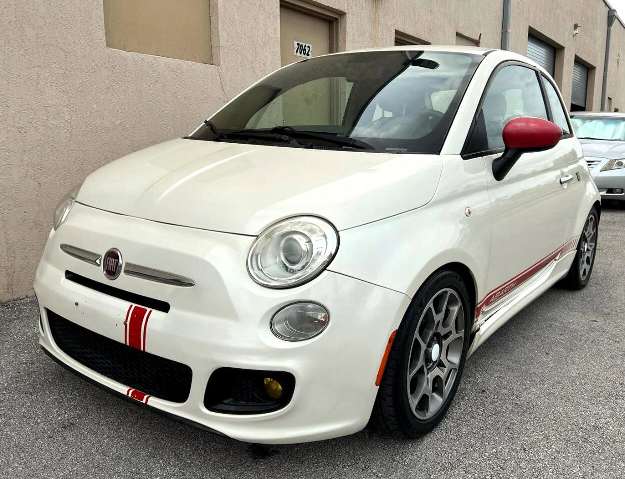Used 2013 FIAT 500 Sport w/ Beats Audio Pkg image 18