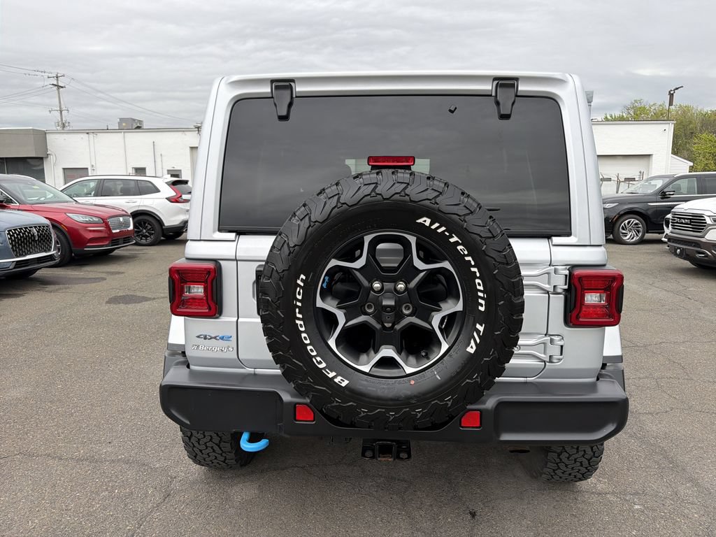 Used 2023 Jeep Wrangler Unlimited Rubicon 4xe w/ Cold Weather Group AWD/4WD image 6