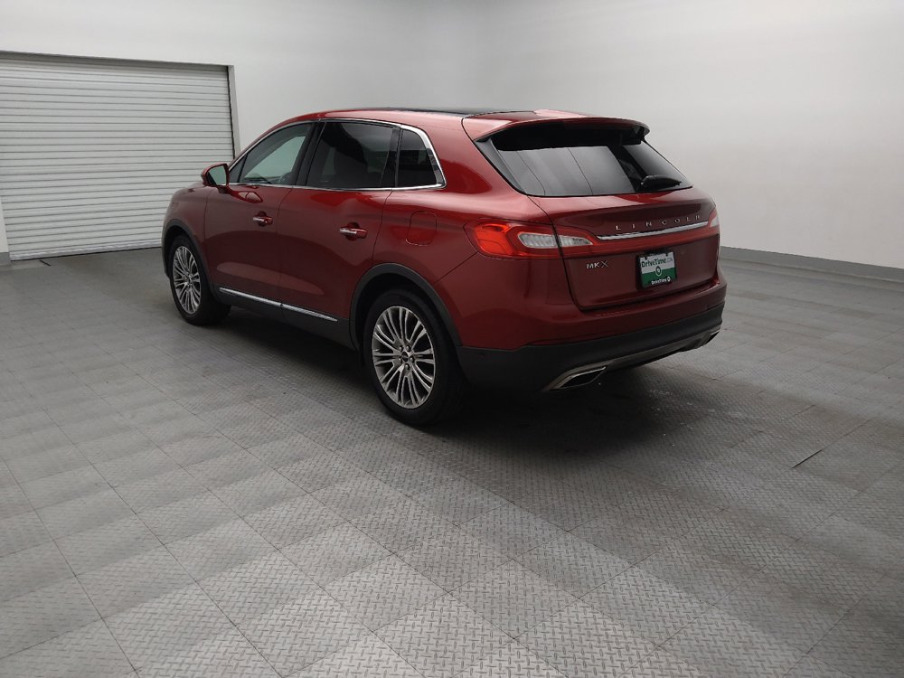 Used 2016 Lincoln MKX Reserve w/ Technology Package FWD image 5