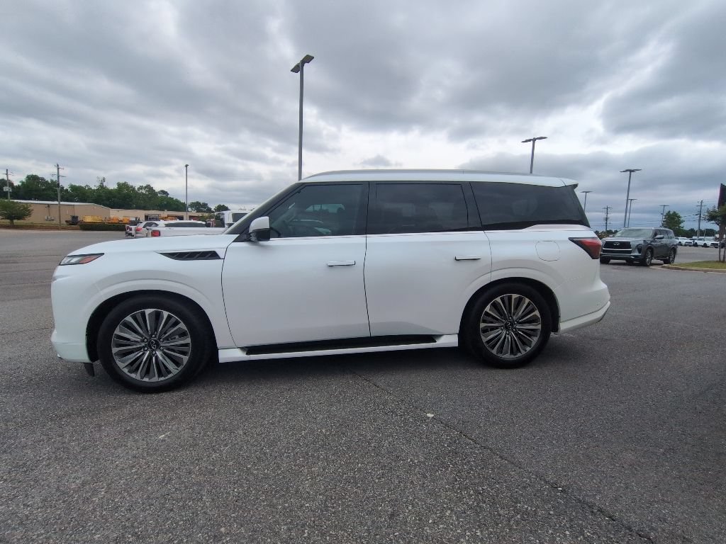 New 2026 INFINITI QX80 Luxe RWD image 6