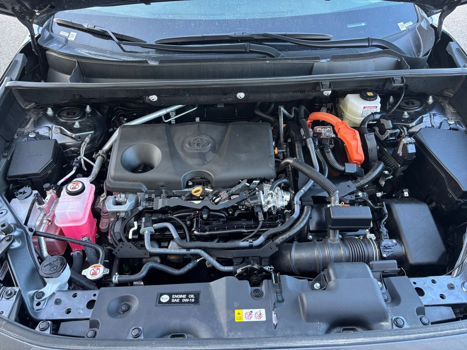 Used 2025 Toyota RAV4 LE image 28