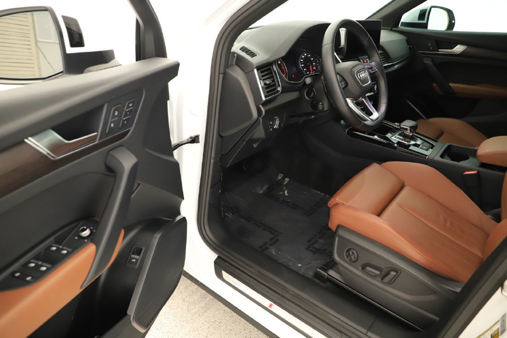Certified 2024 Audi Q5 2.0T Premium AWD/4WD image 14