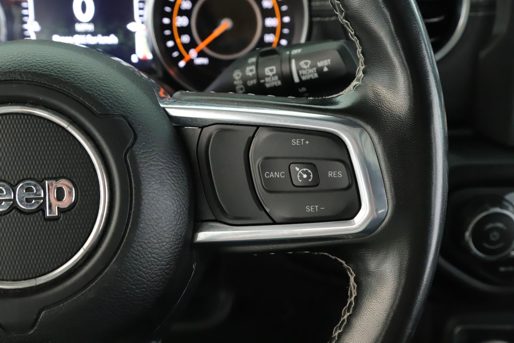 Used 2022 Jeep Wrangler Unlimited Sahara w/ Cold Weather Group AWD/4WD image 9
