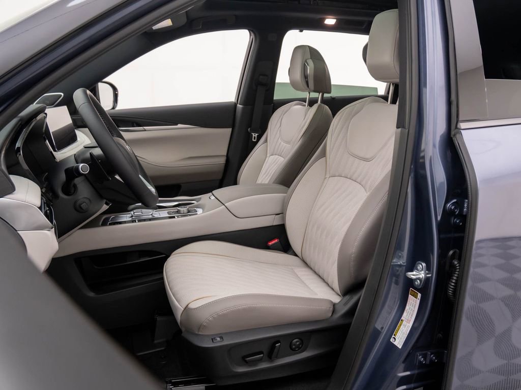 New 2026 INFINITI QX60 Autograph w/ Dark Cargo Package image 15