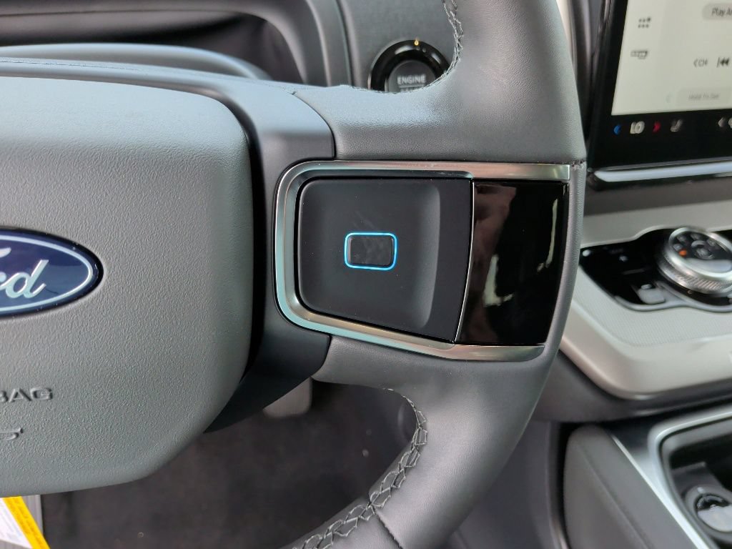 New 2026 Ford Expedition Active RWD image 18