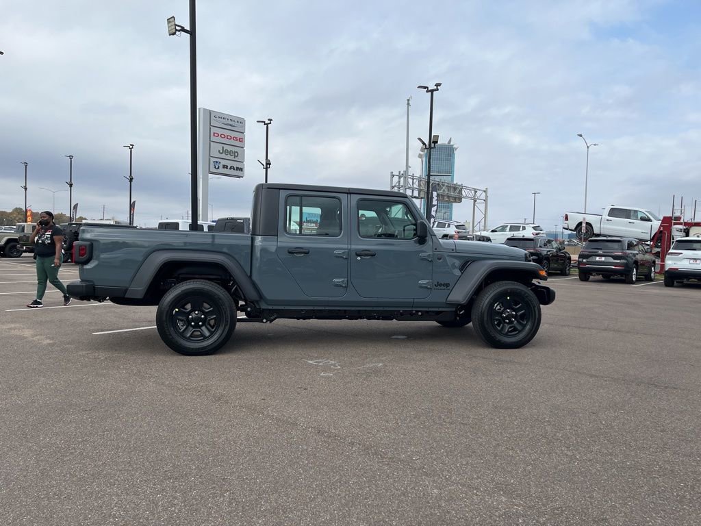 New 2026 Jeep Gladiator Sport image 10
