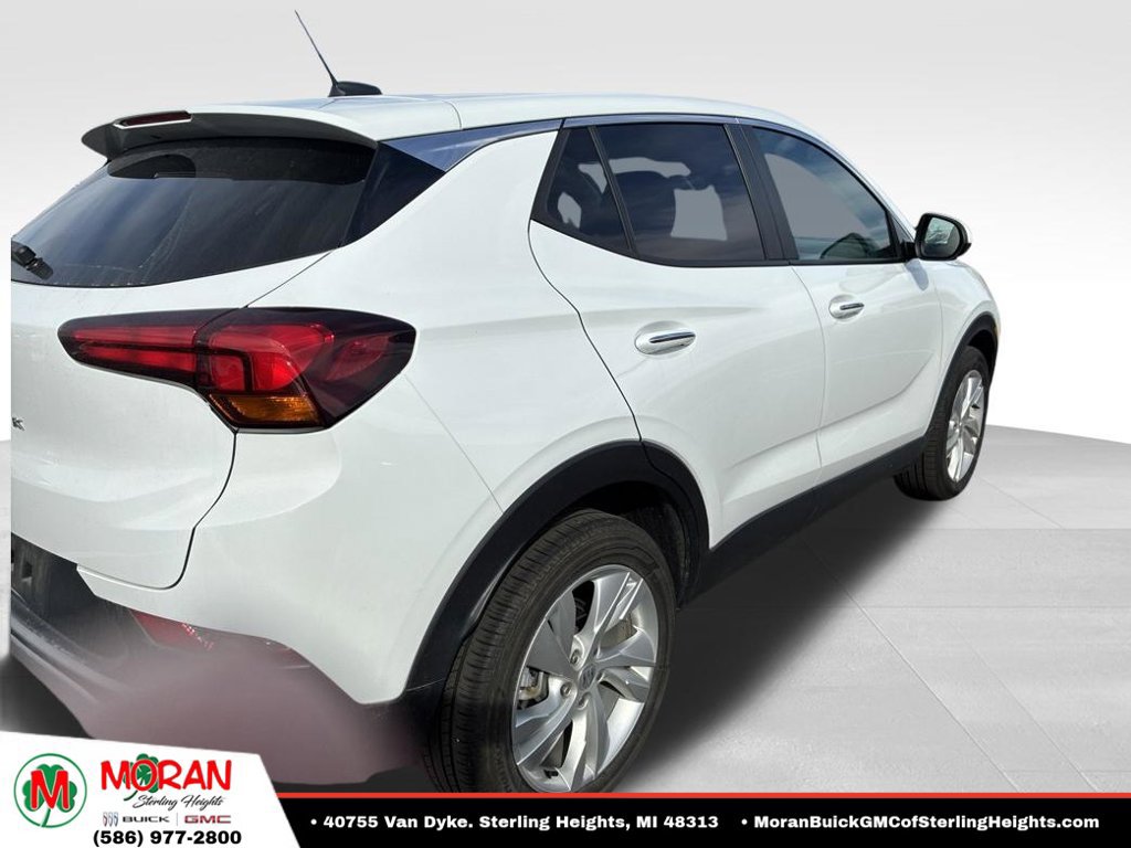 Used 2024 Buick Encore GX Preferred w/ Comfort Package FWD image 5