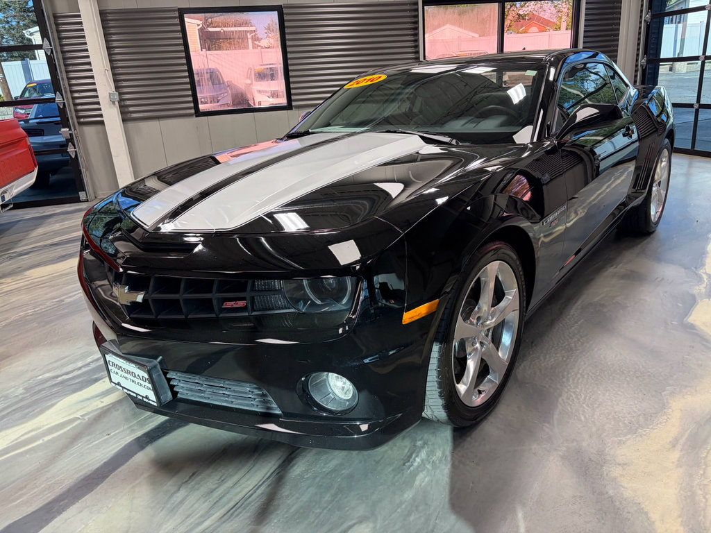 Used 2010 Chevrolet Camaro SS w/ RS Package image 3
