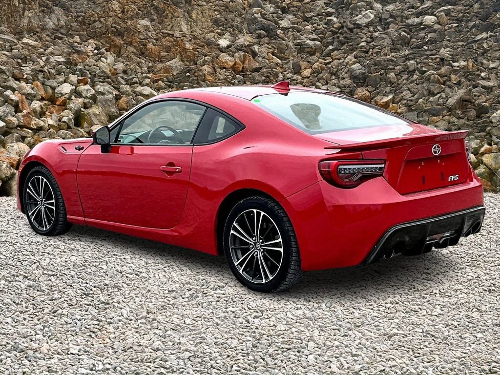 Used 2015 Scion FR-S image 9