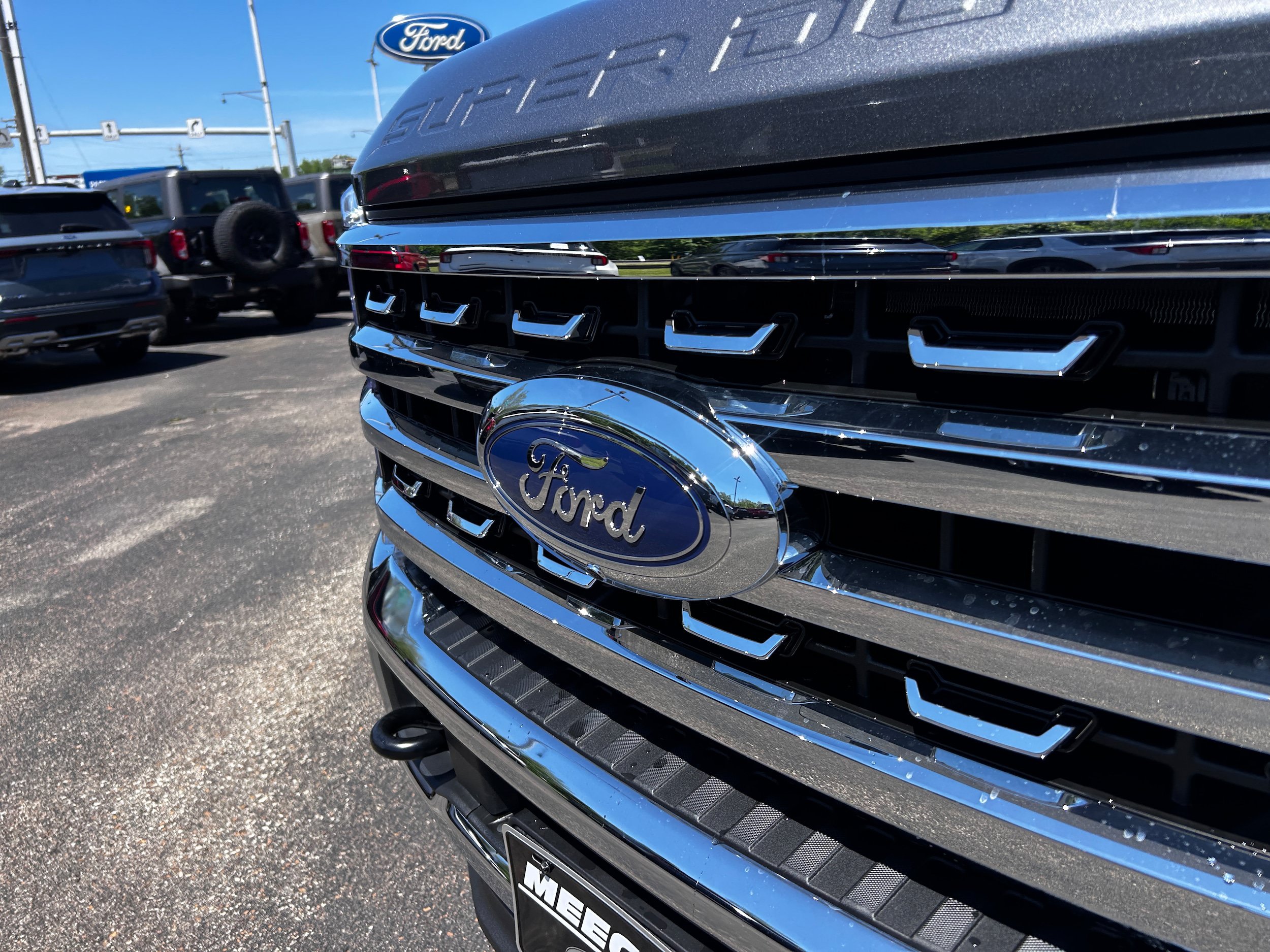 New 2026 Ford F250 Lariat w/ Chrome Package AWD/4WD image 17