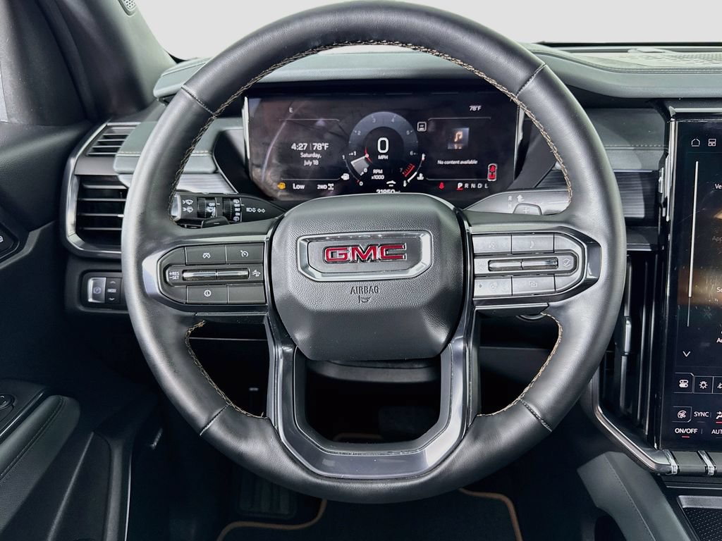 Used 2025 GMC Acadia AT4 w/ Luxury Package AWD/4WD image 24