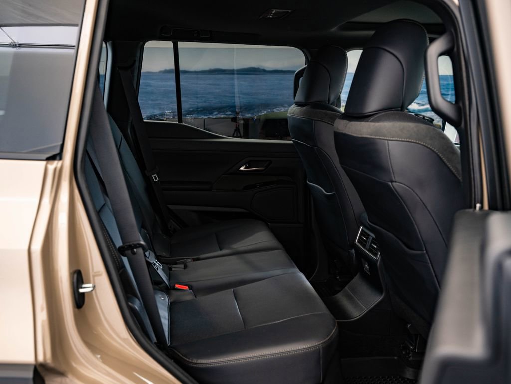 Certified 2024 Lexus GX 550 image 42