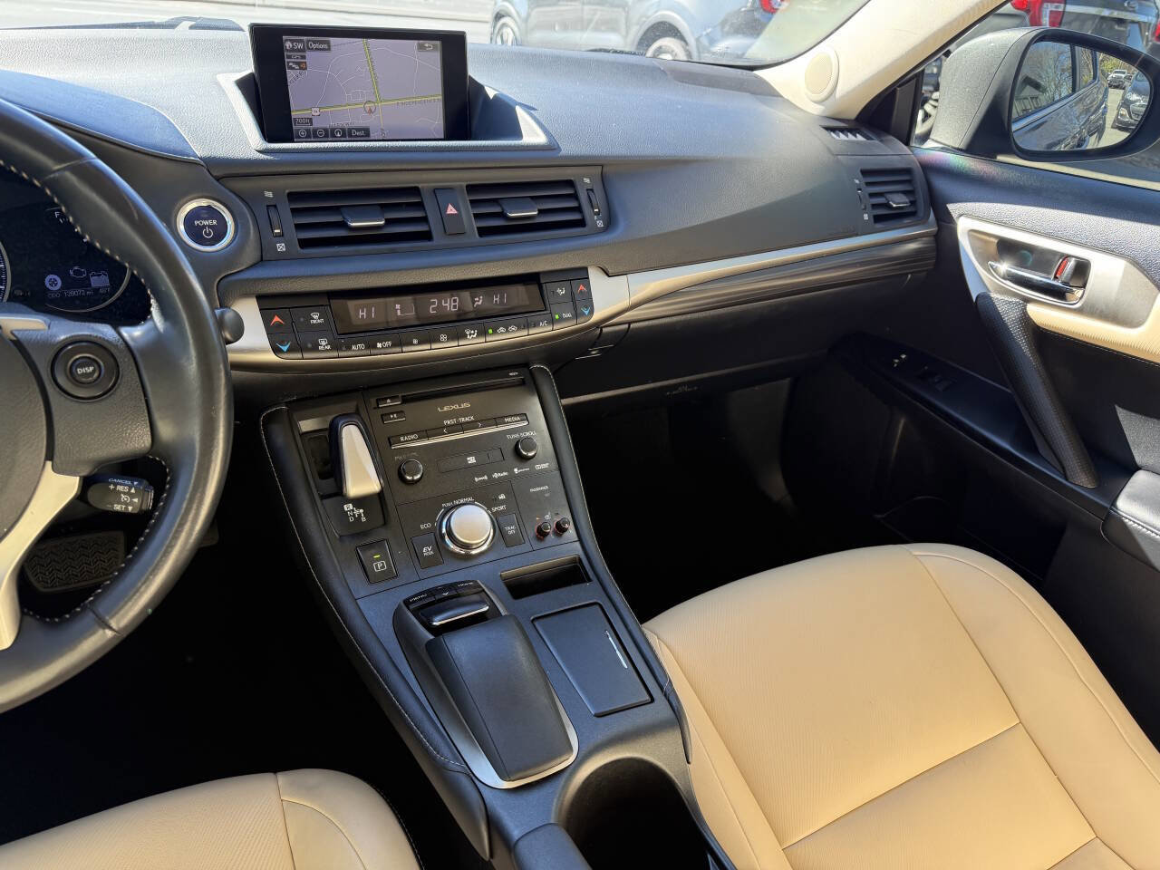 Used 2014 Lexus CT 200h image 19