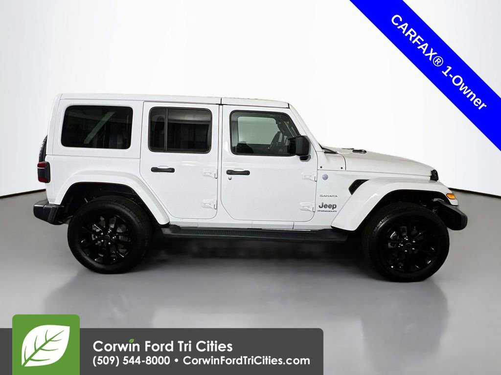 Used 2024 Jeep Wrangler Unlimited Sahara w/ Technology Group image 16