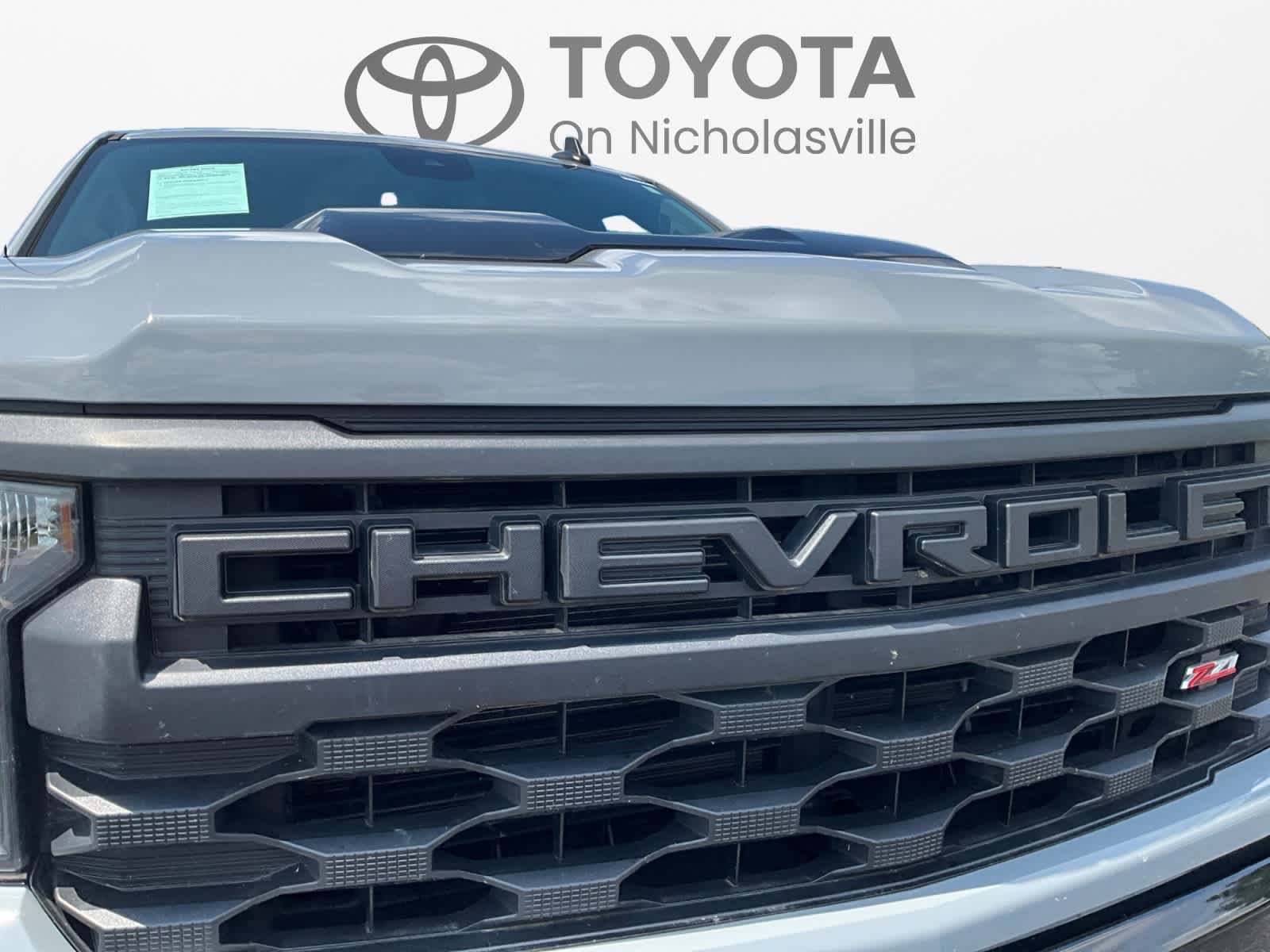 Used 2024 Chevrolet Silverado 1500 Custom Trail Boss AWD/4WD image 16