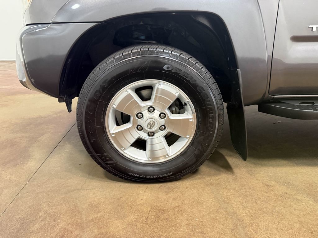 Used 2015 Toyota Tacoma PreRunner w/ TRD Sport Package RWD image 87