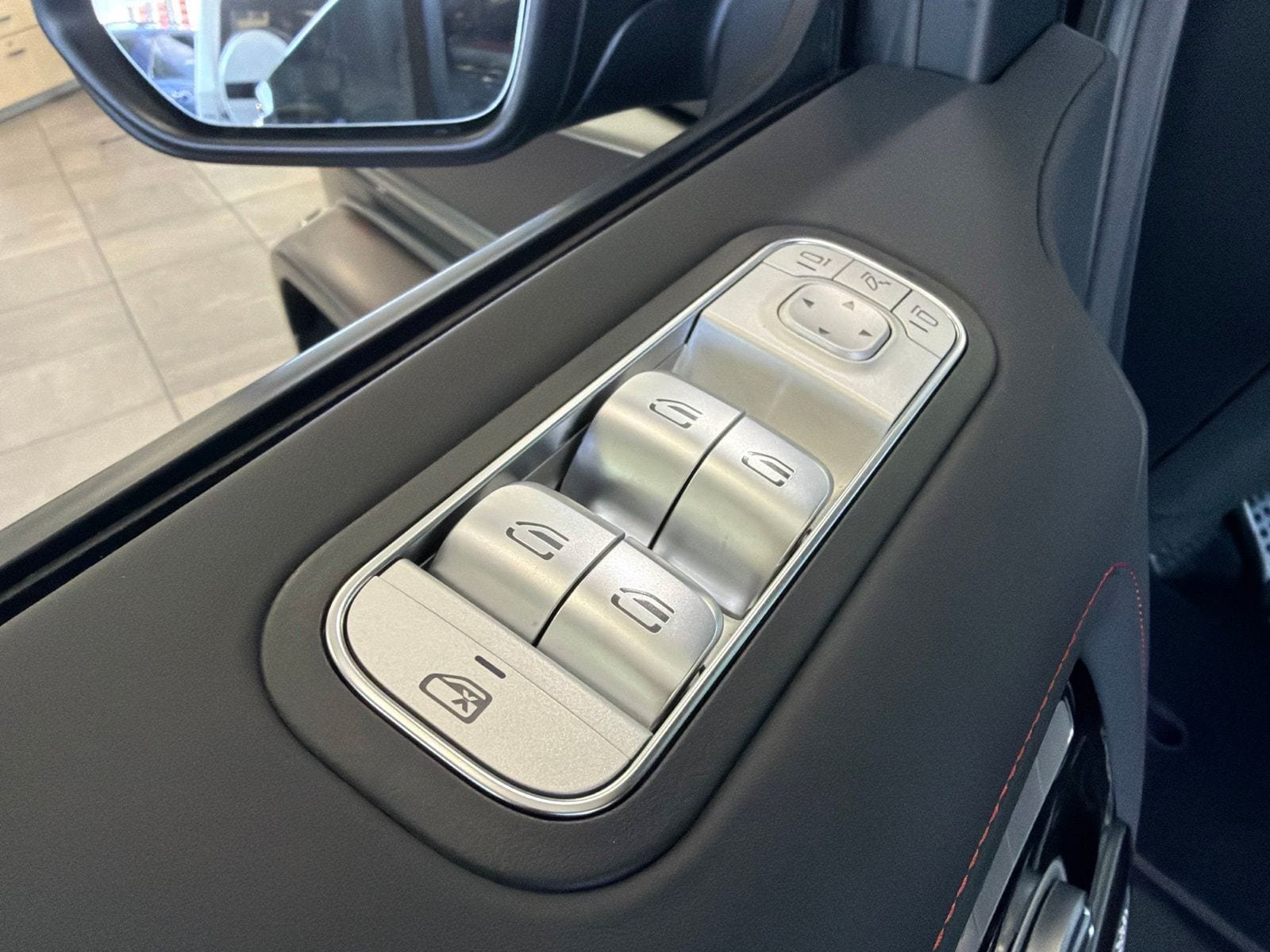 New 2027 Mercedes-Benz G 63 AMG 4MATIC image 10
