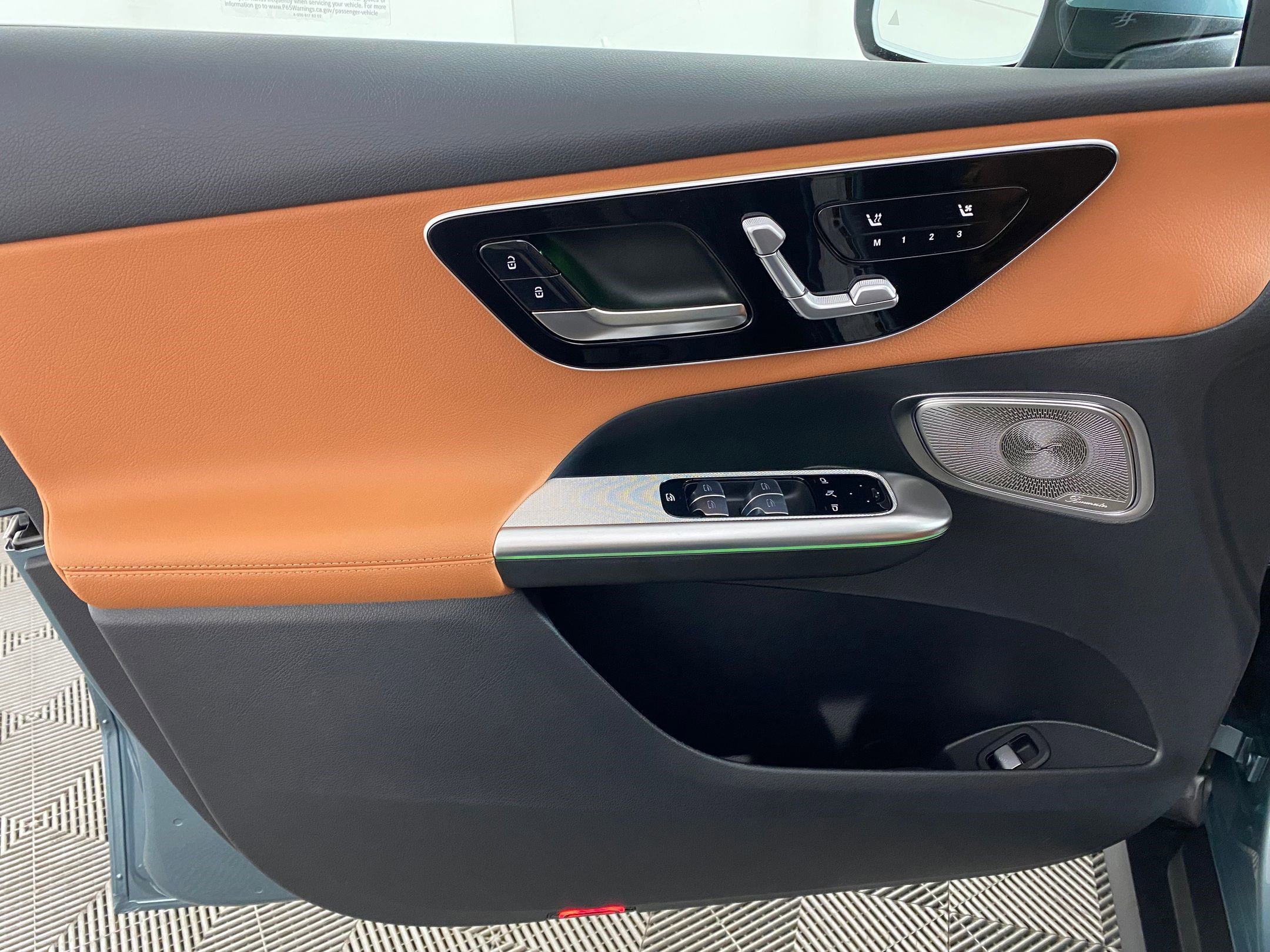 Used 2026 Mercedes-Benz GLC 300 4MATIC image 11