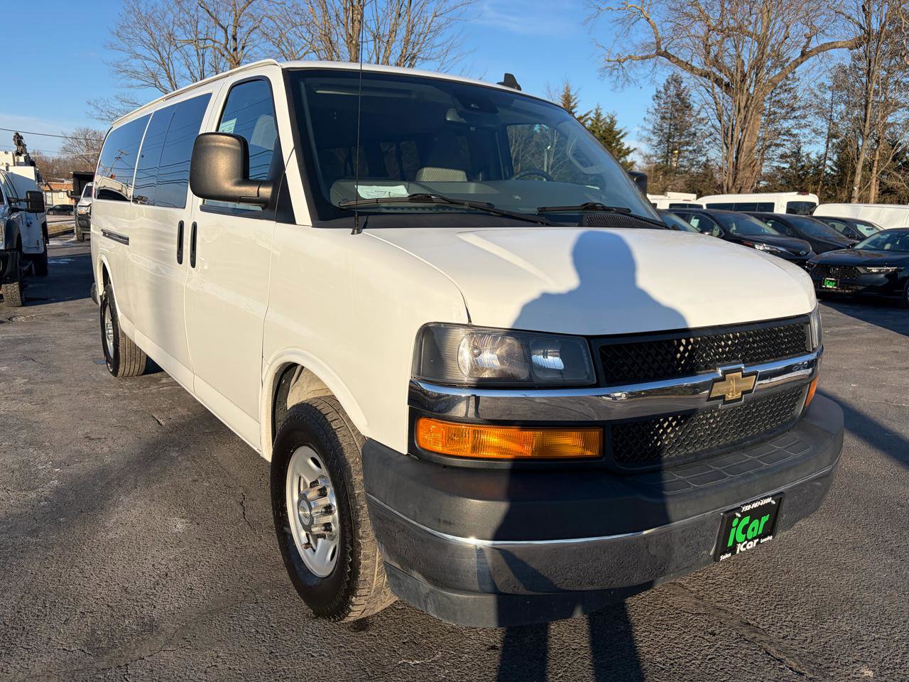 Used 2021 Chevrolet Express 3500 LT w/ LT Preferred Equipment Group image 4