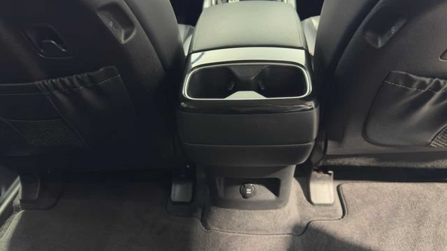 Used 2023 Kia Telluride S FWD image 18