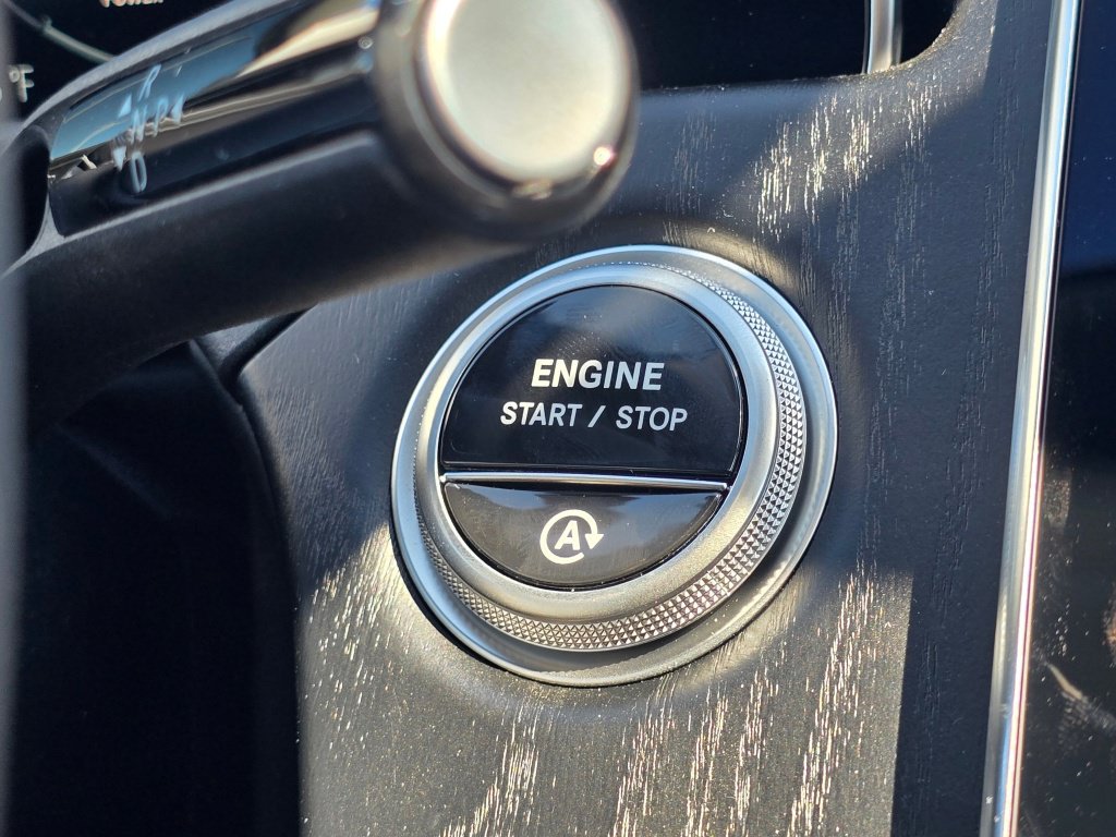 New 2026 Mercedes-Benz E 350 4MATIC Sedan image 39