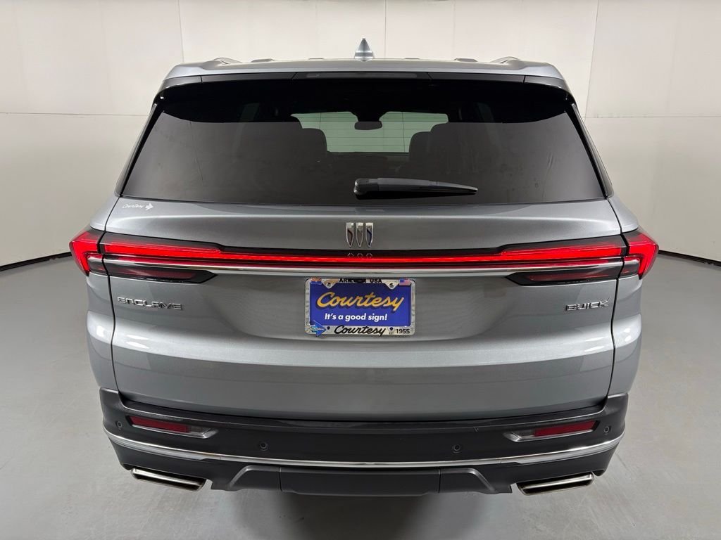 Used 2025 Buick Enclave Preferred FWD image 7